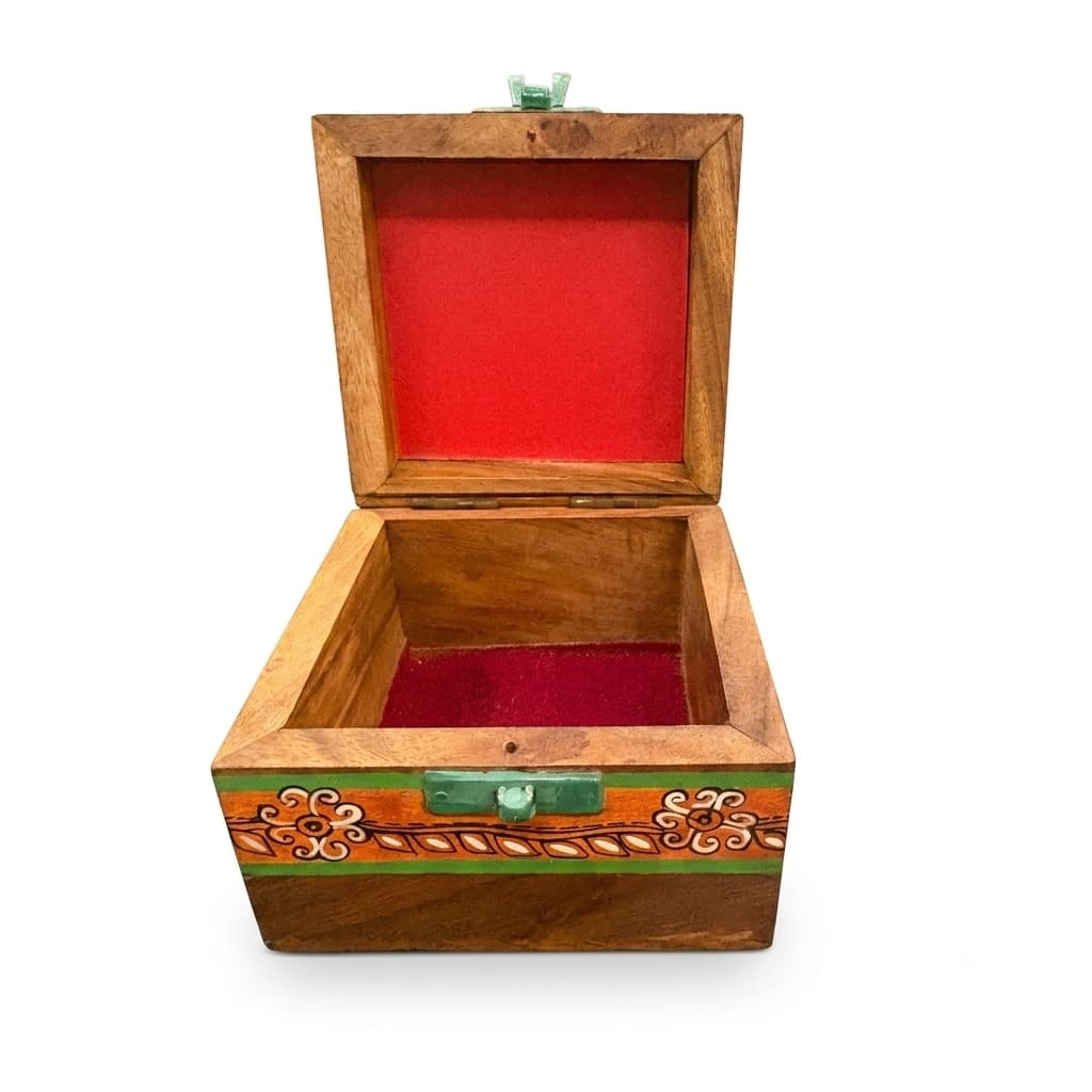 “Rangoli Mango Wood Jewelry Box – Hand-Painted Floral Motif With Brass Latch”